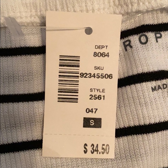 Aeropostale off the shoulder top - Picture 3 of 3